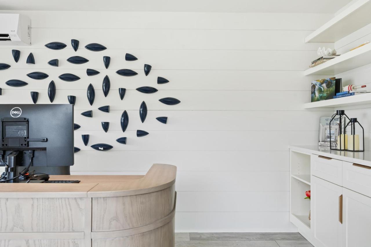 Greyfinch Chatham Inn Экстерьер фото