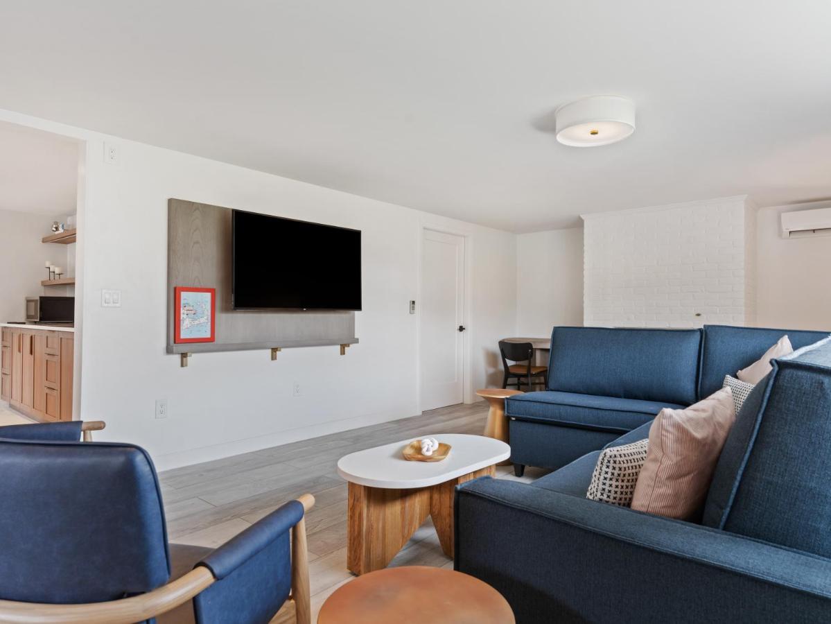 Greyfinch Chatham Inn Экстерьер фото